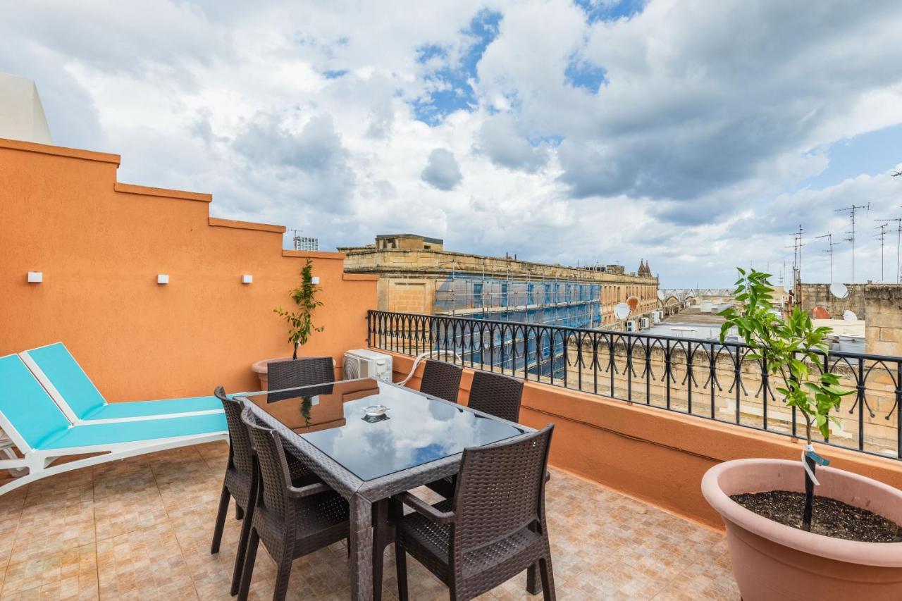 Fantastic 3 Bedroom Duplex Penthouse With Terrace Sliema Exterior foto